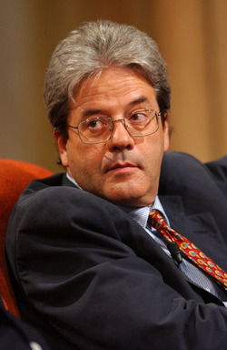 PAOLO GENTILONI POLITICO