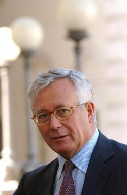 GIULIO TREMONTI POLITICO FI