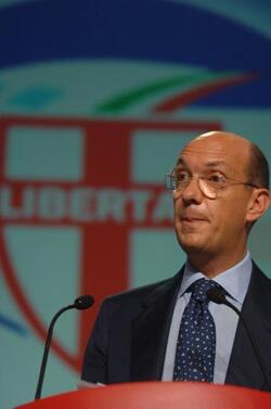 MARCO FOLLINI POLITICO MARCO FOLLINI POLITICO