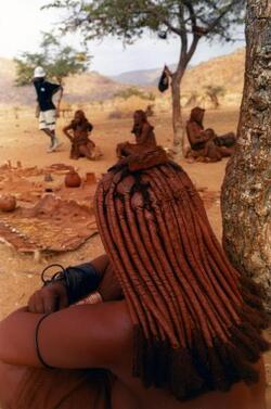 NAMIBIA HIMBA CAPELLI AFRICA BAMBINI FAMIGLIA DONNA FAMIGLIE
