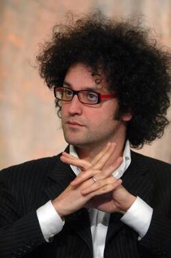 SIMONE CRISTICCHI CANTANTE