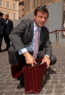 RENZO LUSETTI POLITICO