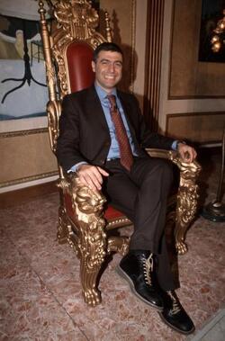 ALFONSO PECORARO SCANIO SUL TRONO