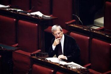 LUCIANO VIOLANTE POLITICO DS