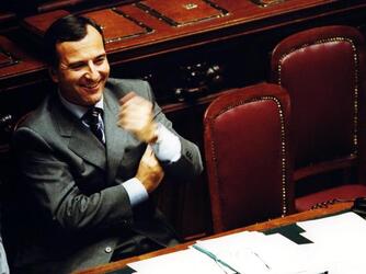 FRANCO FRATTINI POLITICO FI
