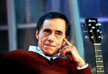 ROBERTO VECCHIONI CANTANTE AUTORE