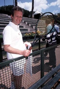ALFREDO ANTONIOZZI FI MENTRE GIOCA A TENNIS SPORT