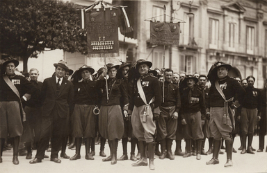 FASCISMO ADUNATA BERSAGLIERI