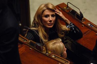 GABRIELLA CARLUCCI POLITICO FI