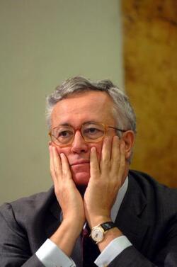 GIULIO TREMONTI POLITICO FI