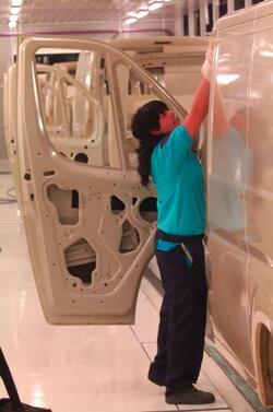 STABILIMENTO SEVEL FIAT VAL DI SANGRO OPERAI INDUSTRIA LAVORO DONNE METALMECCANICI STABILIMENTO SEVEL FIAT VAL DI SANGRO OPERAI INDUSTRIA LAVORO DONNE METALMECCANICI