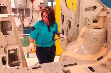 STABILIMENTO SEVEL FIAT VAL DI SANGRO OPERAI INDUSTRIA LAVORO DONNE METALMECCANICI STABILIMENTO SEVEL FIAT VAL DI SANGRO OPERAI INDUSTRIA LAVORO DONNE METALMECCANICI