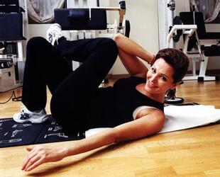 DANIELA SANTANCHE POLITICA AN IN PALESTRA GINNASTICA FITNESS SPORT