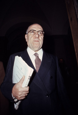 FRANCO RESTIVO POLITICO DEMOCRAZIA CRISTIANA