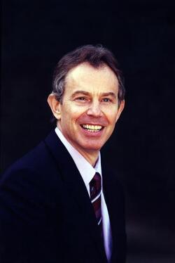 TONY BLAIR PRIMO MINISTRO INGLESE DURANTE IL VERTICE ITALO BRITANNICO