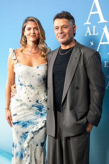 Alejandro Sanz Presides Over The Premiere Of The Musical El Alma Al Aire Alejandro Sanz Presides Over The Premiere Of The Musical El Alma Al Aire