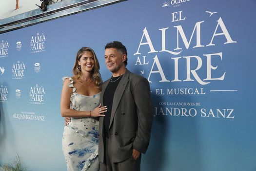 Alejandro Sanz Attends El Alma Al Aire Musical Premiere In Madrid Alejandro Sanz Attends El Alma Al Aire Musical Premiere In Madrid