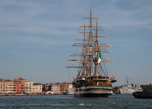 Venice VE Arrival Of The Amerigo Vespucci Venice VE Arrival Of The Amerigo Vespucci