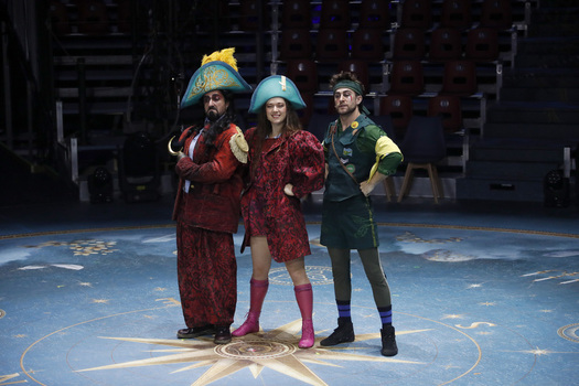 First Look At The Island Of Neverland Acrobatic And Theater Experience In Spain First Look At The Island Of Neverland Acrobatic And Theater Experience In Spain