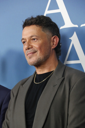 Alejandro Sanz Attends El Alma Al Aire Musical Premiere In Madrid Alejandro Sanz Attends El Alma Al Aire Musical Premiere In Madrid