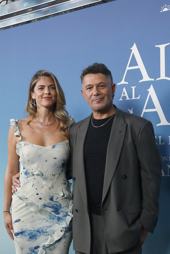 Alejandro Sanz Attends El Alma Al Aire Musical Premiere In Madrid Alejandro Sanz Attends El Alma Al Aire Musical Premiere In Madrid
