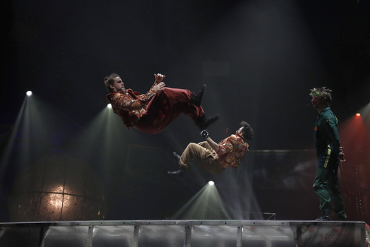 First Look At The Island Of Neverland Acrobatic And Theater Experience In Spain First Look At The Island Of Neverland Acrobatic And Theater Experience In Spain
