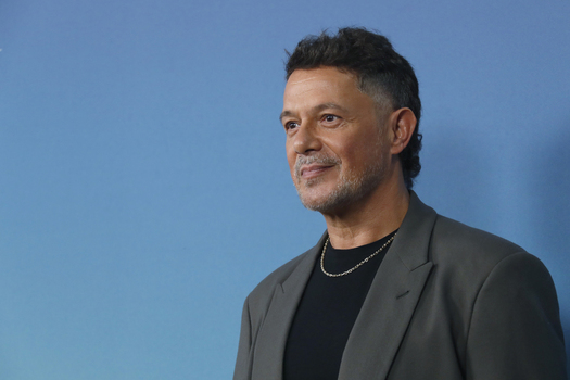Alejandro Sanz Attends El Alma Al Aire Musical Premiere In Madrid