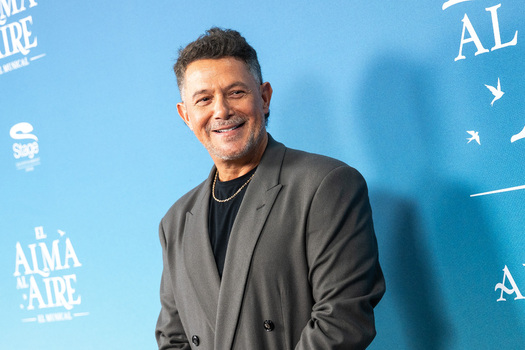 Alejandro Sanz Presides Over The Premiere Of The Musical El Alma Al Aire Alejandro Sanz Presides Over The Premiere Of The Musical El Alma Al Aire