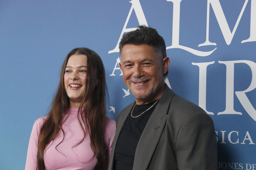 Alejandro Sanz Attends El Alma Al Aire Musical Premiere In Madrid Alejandro Sanz Attends El Alma Al Aire Musical Premiere In Madrid