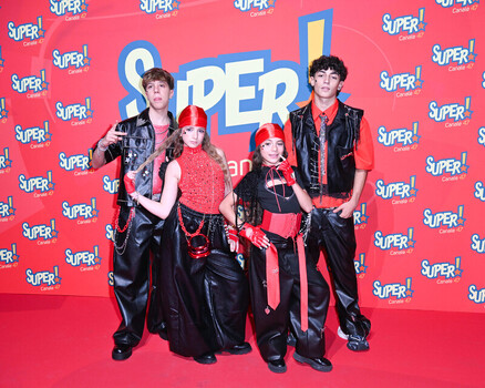 Milan A Super Red Carpet Event To Celebrate The Homecoming And The Start Of A New Adventure. &acirc; �� �Homecoming&acirc; �� x9d Refers To The Fact That Management Of The Super TV Channel Channel 47 On Digital Terrestrial TV Has Returned Entirely To De Agostini Edi
