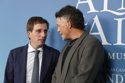 Alejandro Sanz Attends El Alma Al Aire Musical Premiere In Madrid Alejandro Sanz Attends El Alma Al Aire Musical Premiere In Madrid