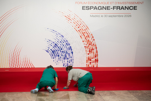 Felipe VI and Macron address the France ��Spain Trade and Investment Forum