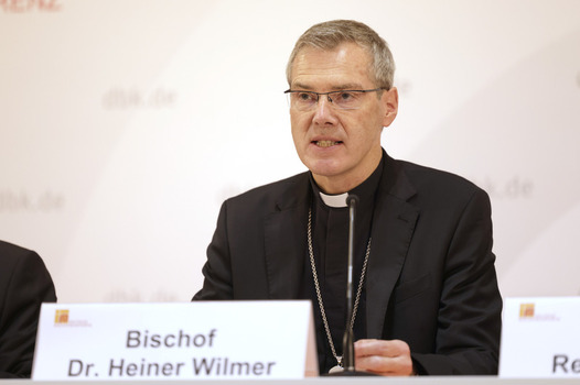 Pressegespräch bei der bei der Herbst Vollversammlung der Deutschen Bischofskonferenz in Fulda Pressegespräch bei der bei der Herbst Vollversammlung der Deutschen Bischofskonferenz in Fulda