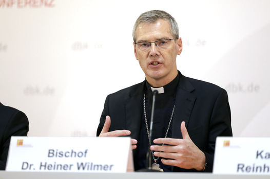 Pressegespräch bei der bei der Herbst Vollversammlung der Deutschen Bischofskonferenz in Fulda Pressegespräch bei der bei der Herbst Vollversammlung der Deutschen Bischofskonferenz in Fulda