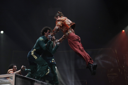 First Look At The Island Of Neverland Acrobatic And Theater Experience In Spain First Look At The Island Of Neverland Acrobatic And Theater Experience In Spain