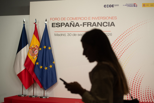 Felipe VI and Macron address the France ��Spain Trade and Investment Forum