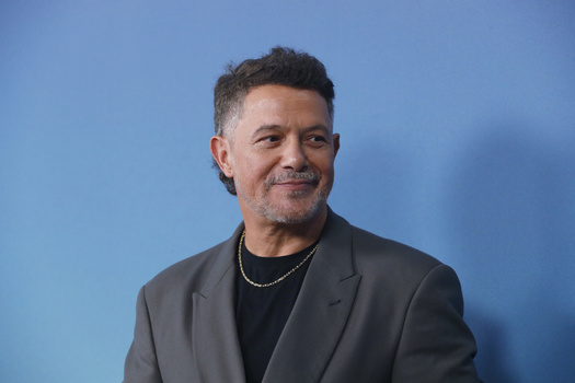 Alejandro Sanz Attends El Alma Al Aire Musical Premiere In Madrid Alejandro Sanz Attends El Alma Al Aire Musical Premiere In Madrid