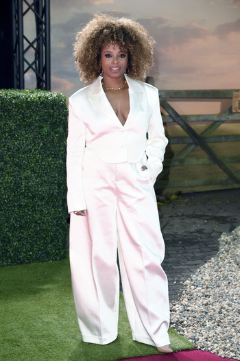 Season 2 Premiere Rivals in London