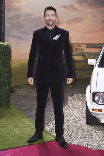 Season 2 Premiere Rivals in London