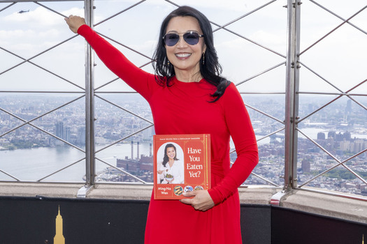 Ming Na Wen Visits The Empire State Building In New York Ming Na Wen Visits The Empire State Building In New York