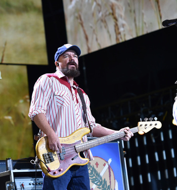 Farm Aid 2026 Brings Turnpike Troubadors Member R C EDWARDS To The Virginia Beach Amphitheater In Virginia Beach Virginia On 26 September 2026. Farm Aid 2026 Brings Turnpike Troubadors Member R C EDWARDS To The Virginia Beach Amphitheater In Virginia Beach Virginia On 26 September 2026.