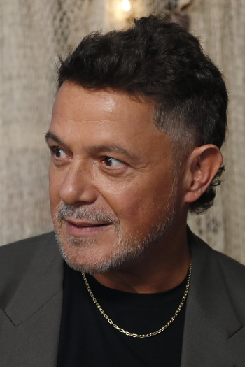 Alejandro Sanz Attends El Alma Al Aire Musical Premiere In Madrid Alejandro Sanz Attends El Alma Al Aire Musical Premiere In Madrid