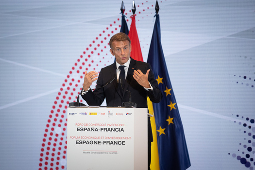 Felipe VI and Macron address the France ��Spain Trade and Investment Forum
