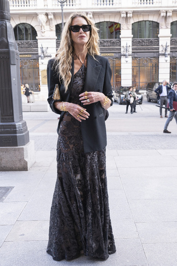 Elle Macpherson At The Streets Of Downtown Madrid 13 May 2026 Elle Macpherson At The Streets Of Downtown Madrid 13 May 2026