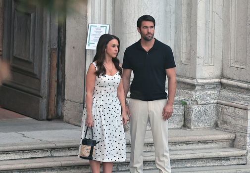 Venice VE Lacey Chabert And Josh Bowman In Venice Venice VE Lacey Chabert And Josh Bowman In Venice