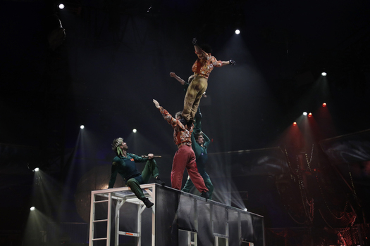 First Look At The Island Of Neverland Acrobatic And Theater Experience In Spain First Look At The Island Of Neverland Acrobatic And Theater Experience In Spain