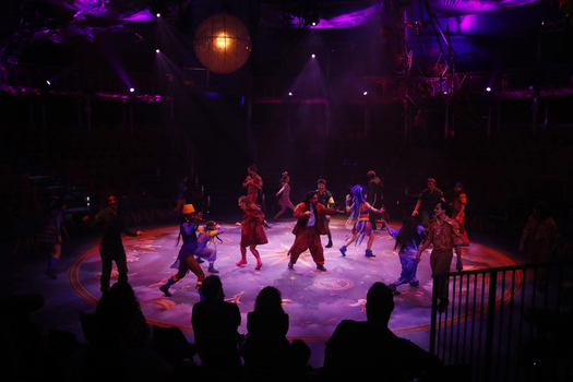 First Look At The Island Of Neverland Acrobatic And Theater Experience In Spain First Look At The Island Of Neverland Acrobatic And Theater Experience In Spain