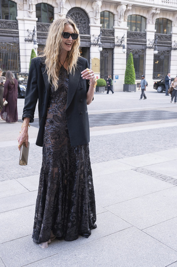 Elle Macpherson At The Streets Of Downtown Madrid 13 May 2026 Elle Macpherson At The Streets Of Downtown Madrid 13 May 2026