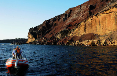PROCESSIONE RELIGIOSA DEL MARE a Linosa. Fotografie di Giulio Azzarello ©2014. PROCESSIONE RELIGIOSA DEL MARE a Linosa. Fotografie di Giulio Azzarello ©2014.