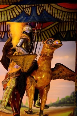 OPERA dei PUPI di Mimmo e Giacomo Cuticchio. Fotografia di Giulio Azzarello ©2020. OPERA dei PUPI di Mimmo e Giacomo Cuticchio. Fotografia di Giulio Azzarello ©2020.